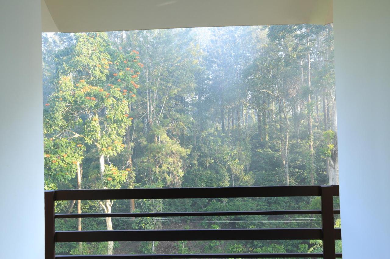 Aditi Thekkady Exterior foto
