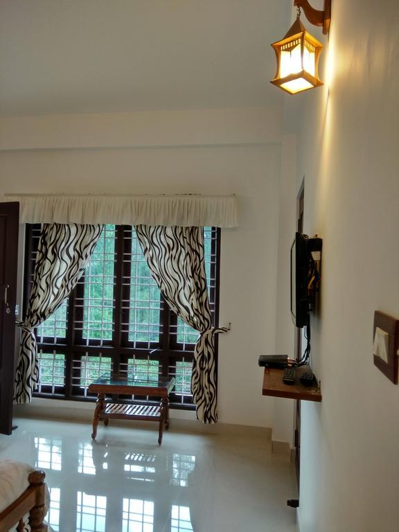 Aditi Thekkady Exterior foto